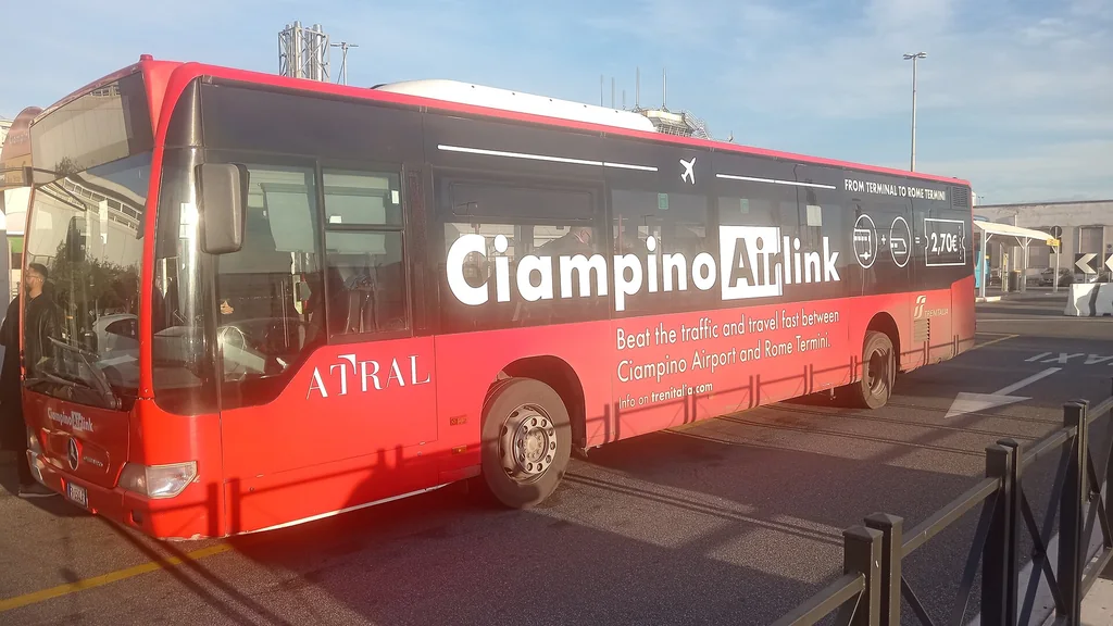 Bus Ciampino Airlink all’aeroporto di Roma Ciampino