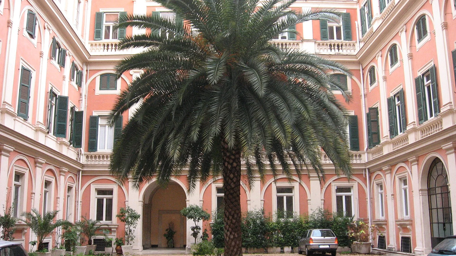 Palazzo Borromeo apre l’11 settembre: visita gratuita tra Rinascimento, arte e design