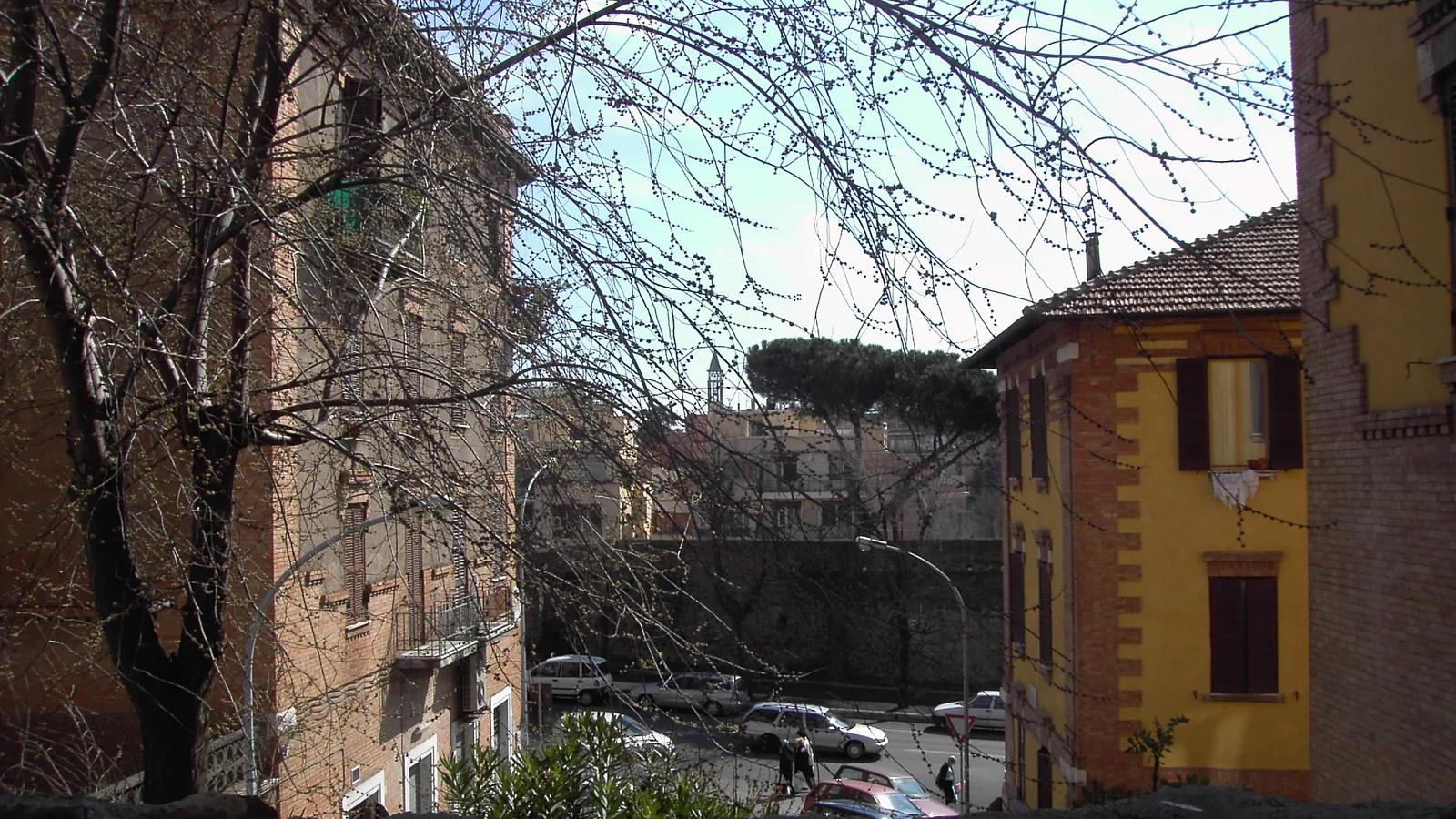 Roma con una valigia e qualche ora libera: come scegliere una zona pratica senza trascinare i bagagli attraverso la città