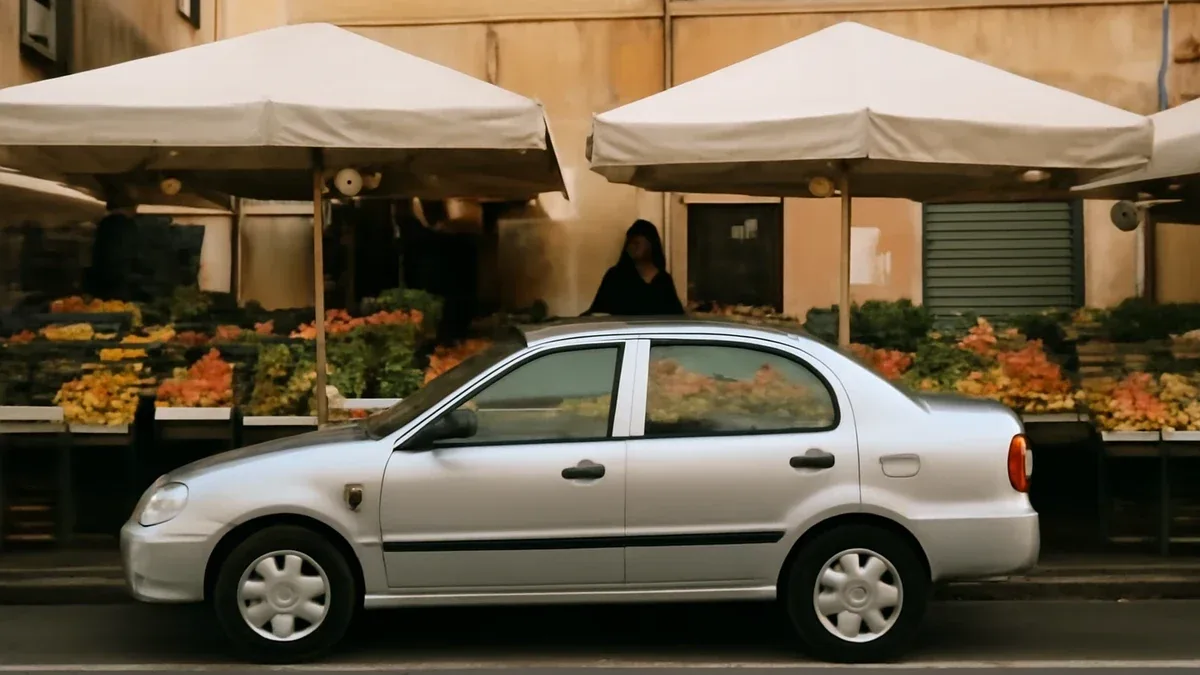 Campo de' Fiori al mattino: un giro tra piazza Farnese e le strade vicine